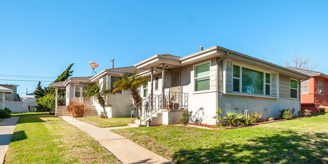 Street View - 5959 La Tijera Blvd