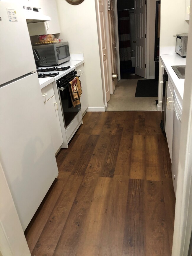 Kitchen - 2390 State St