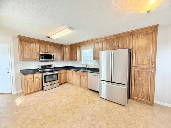 Foto del edificio - 437 Hilburn Ln