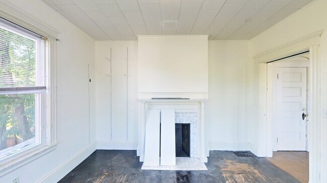 Building Photo - 482 Cambridge St