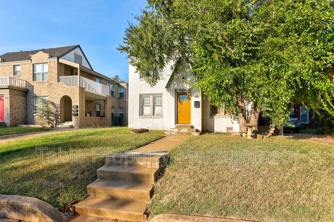 Building Photo - 1831 N Gatewood Ave