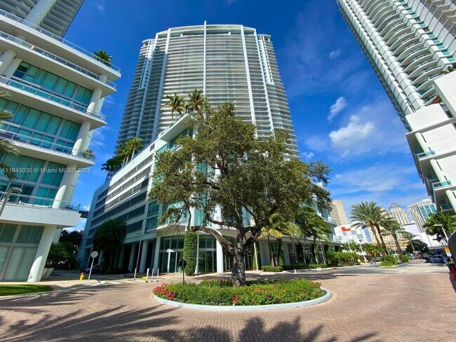 Foto del edificio - 90 SW 3rd St