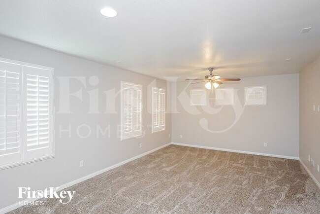 Building Photo - 369 Gracious Way