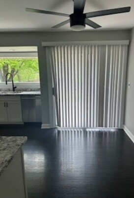 Building Photo - 205 Grovenor Dr