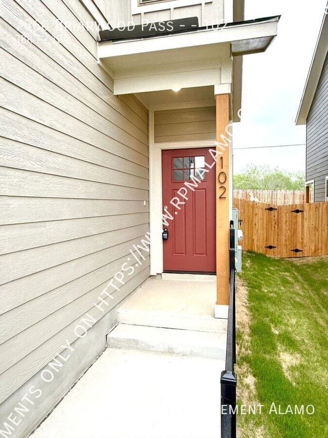 Foto del edificio - 7560 Briarwood Pass Pass
