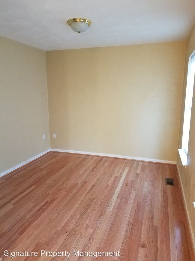 Foto del edificio - 4812 Nelms Ln NE