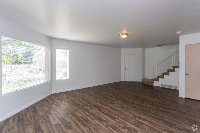 3HAB, 2.5BA - Sierra Vista Townhome - Cascade Springs