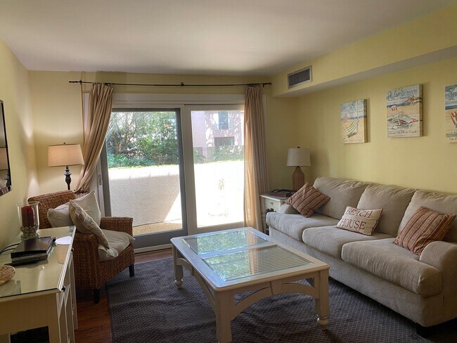 Foto del edificio - 6 Lighthouse Ln