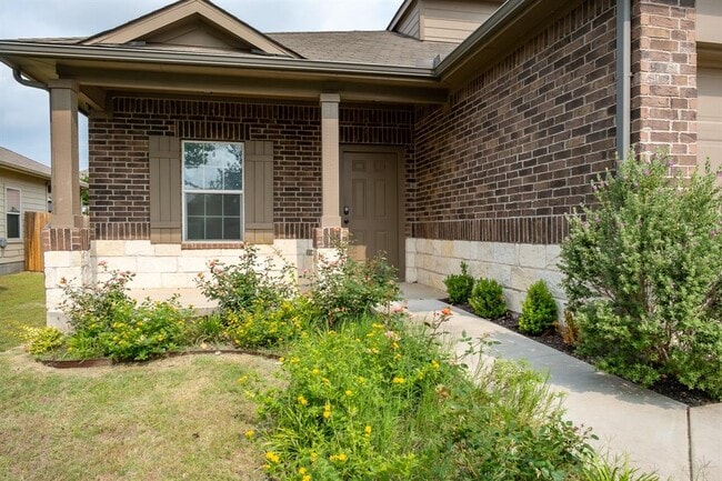 Building Photo - 221 James Adkins Dr