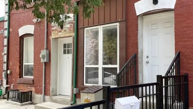 Building Photo - 53 Sullivan St