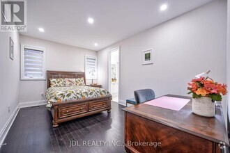 Building Photo - 133 Hillsview Dr