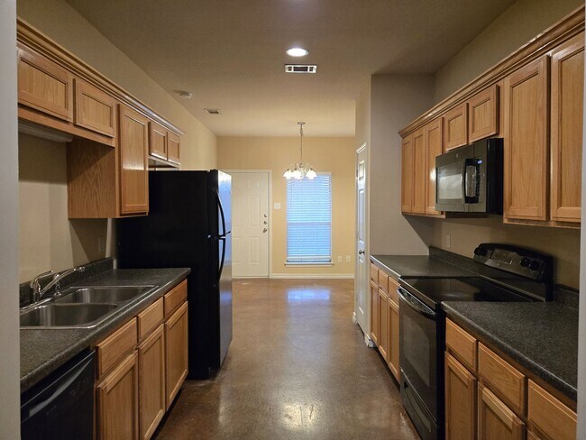 Foto del edificio - Robinson Townhome