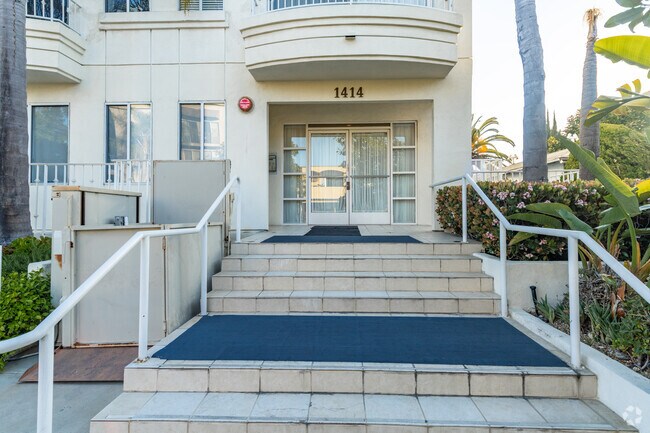 Entrance - 1414 S Saltair Ave