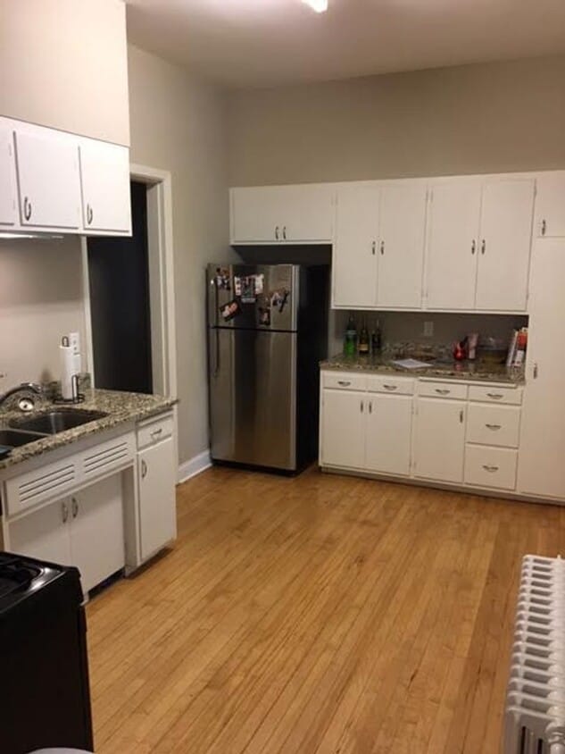 Foto principal - 629 6th St SE