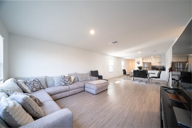 Foto del edificio - Home for Rent