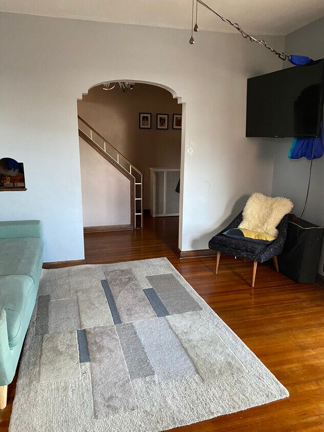 6427 Nicholson St, Pittsburgh, PA 15217 House Rental in Pittsburgh