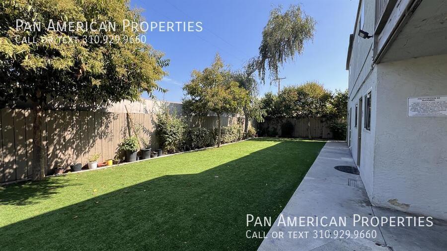 Foto del edificio - 240 Nevada Ave