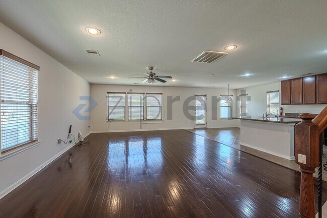 Foto del edificio - 2730 Volute