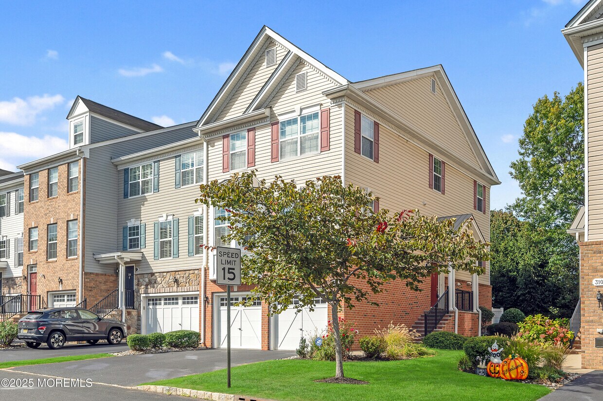 Primary Photo - 308 Princeton Court