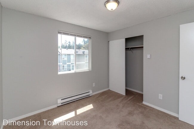 Building Photo - 5628 Boston Ave SW