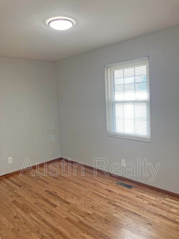 Foto del edificio - 1051 Woodland Trails Dr