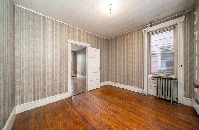 Building Photo - 481 Liberty Ave
