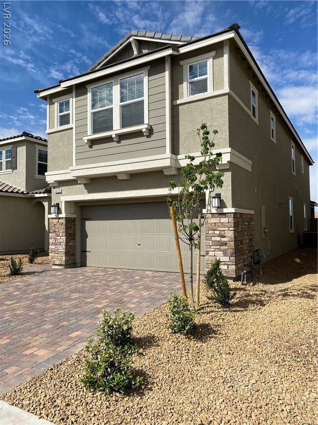 Building Photo - 2475 Padulle Pl