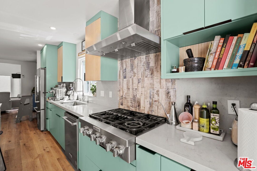 Foto principal - 11038 Blix St