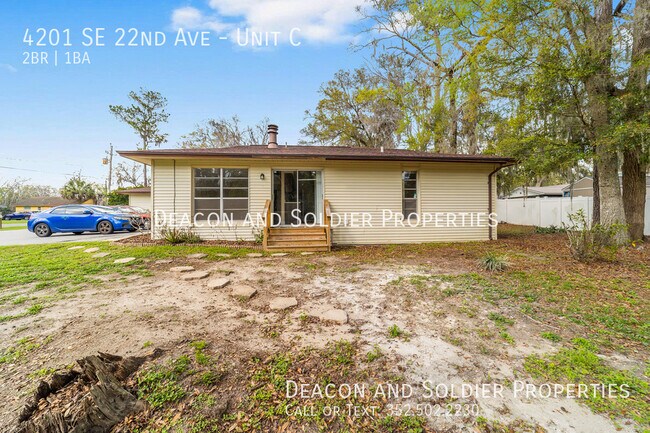 Building Photo - 4201 SE 22nd Ave