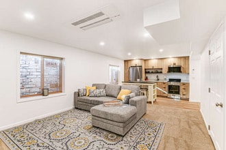 Building Photo - 3234 Taft Ct