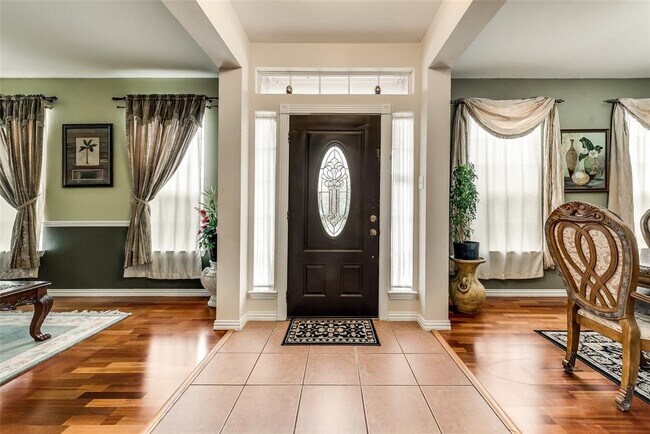 Building Photo - 4519 Grantham Dr