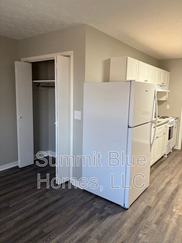 Foto del edificio - 3953 Kent St