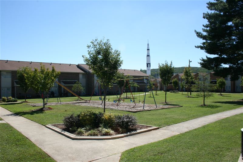 Primary Photo - 6302 Robinhood Cir NW