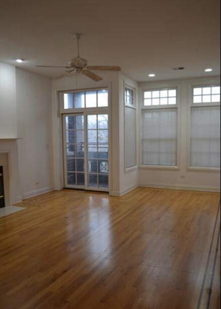 Primary Photo - 3838 N Clark St