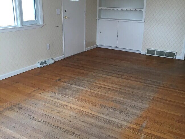 Foto del edificio - Amazing 3 bedroom, 1 bathroom house in Southampton.