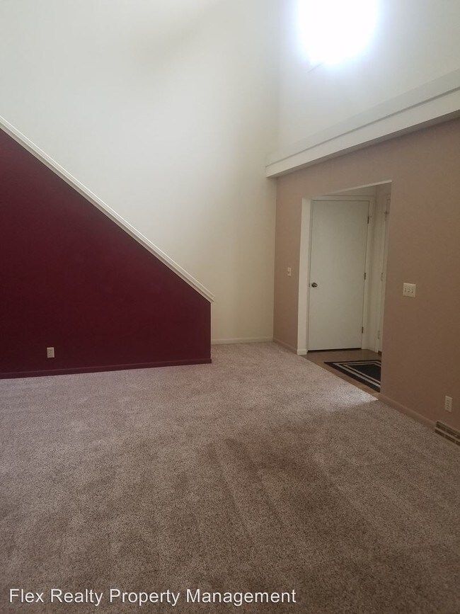 Foto del edificio - 1132 Bernath Pky