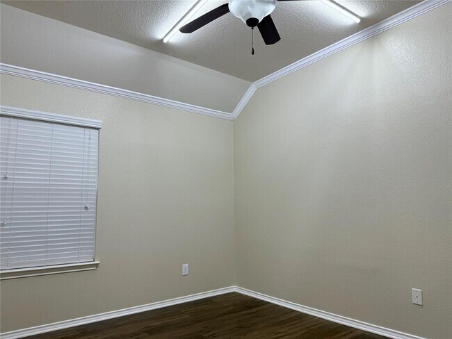 Foto del edificio - 1704 Tranquility Ln