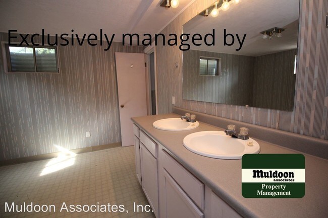 Foto del edificio - 4 br, 2 bath House - 414 Redwood Dr