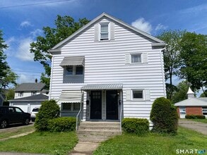 Building Photo - 72 Berry St