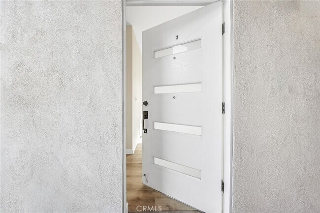 Foto del edificio - 1002 E 33rd St