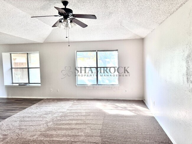 Building Photo - 535 Barbara Jean Dr