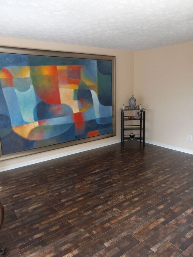 Foto del edificio - 4 Bedroom Single Family Home in Hampton