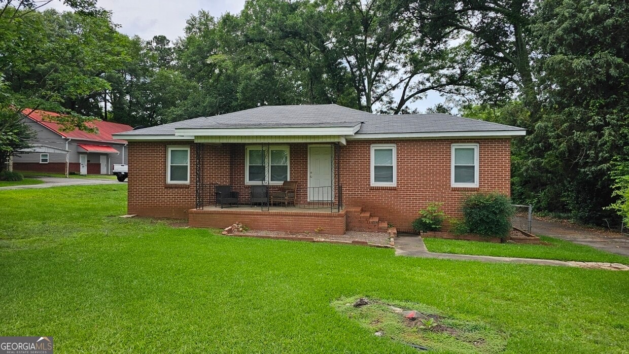 Primary Photo - 510 N Lee St
