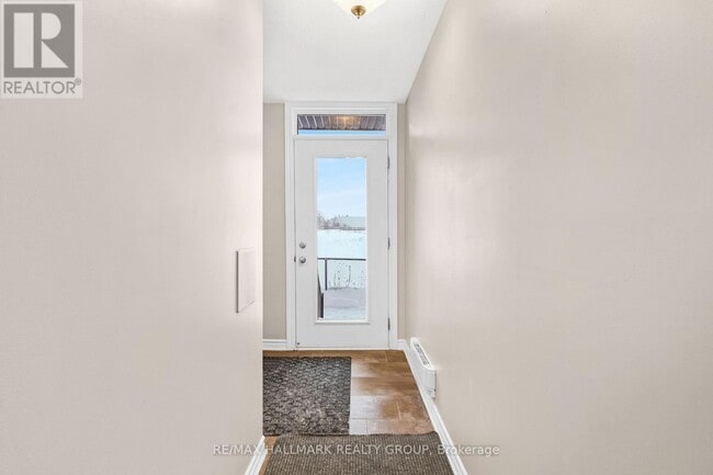 Building Photo - 565 Ozawa Private