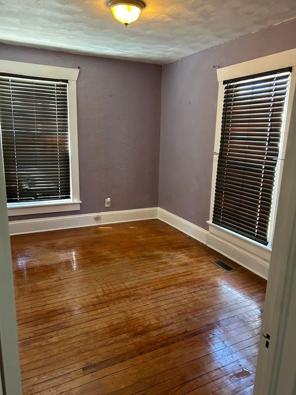 Foto del edificio - 1009 E Leicester Ave