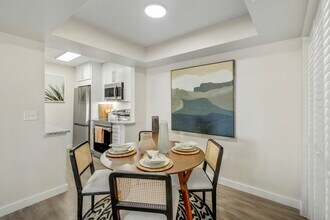 Interior Photo - Cortland Sun River