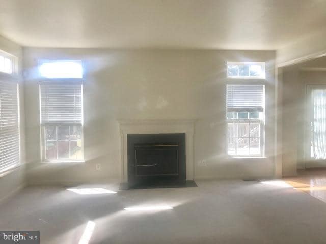 Foto del edificio - 14824 Links Pond Cir