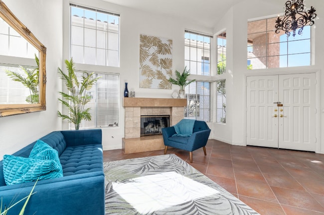 Foto del edificio - 1553 Green Oak Rd