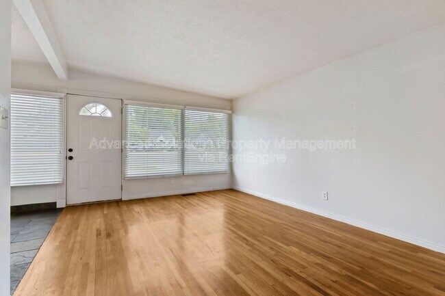 Foto del edificio - 3128 S 700 E