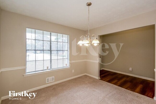 Building Photo - 4610 Aberdeen Ln